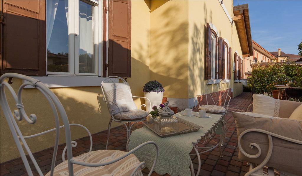 Nina Guest House Longare Exterior foto